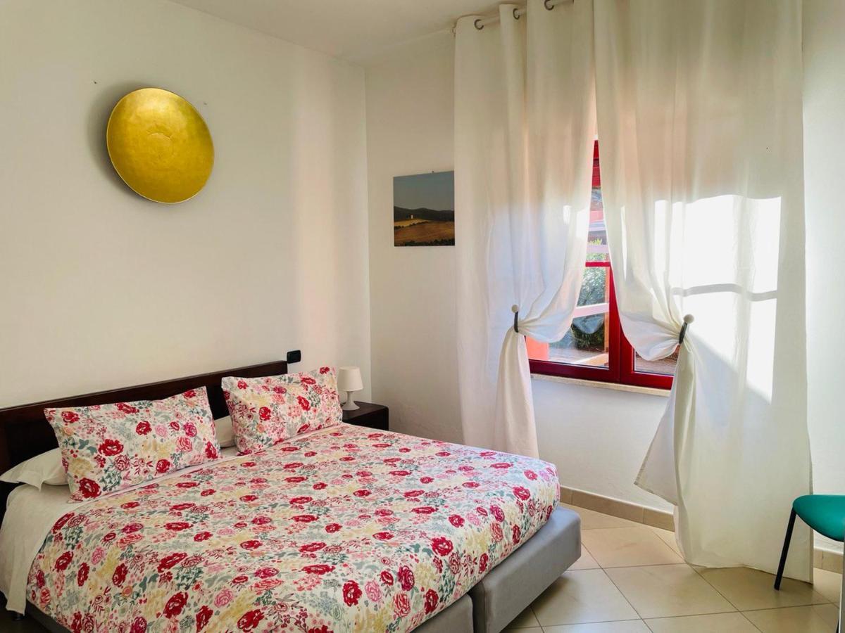 Regina Del Mare Holiday Apartments Tirrenia Eksteriør billede