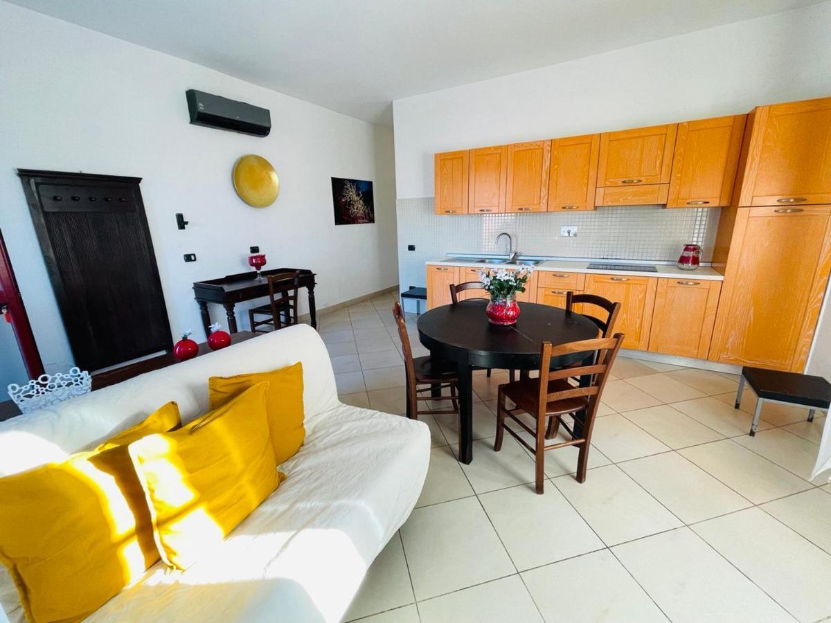 Regina Del Mare Holiday Apartments Tirrenia Eksteriør billede