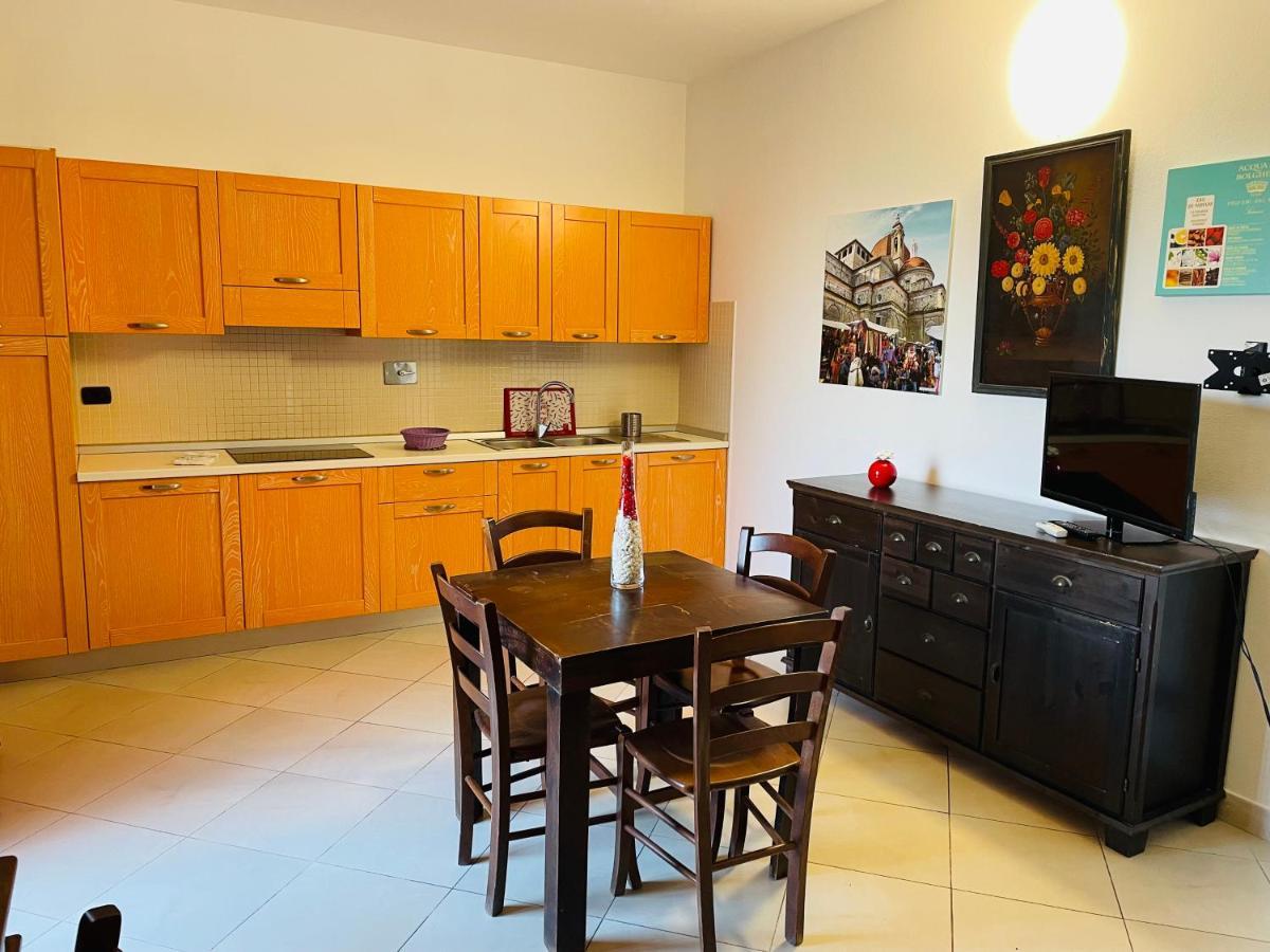 Regina Del Mare Holiday Apartments Tirrenia Eksteriør billede