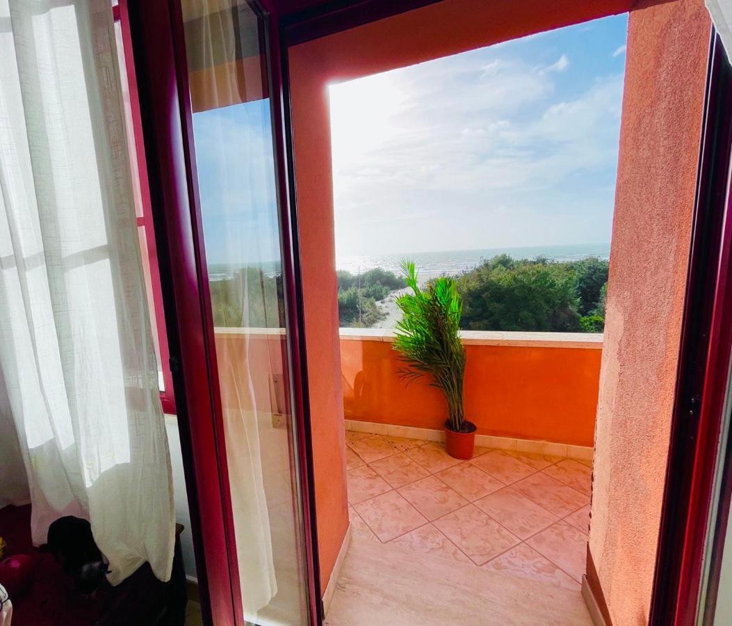 Regina Del Mare Holiday Apartments Tirrenia Eksteriør billede
